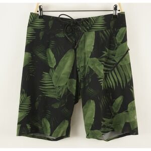 Lululemon Current State Board Shorts Men's 32 x 10" Green Floral‎ Unlined Swim